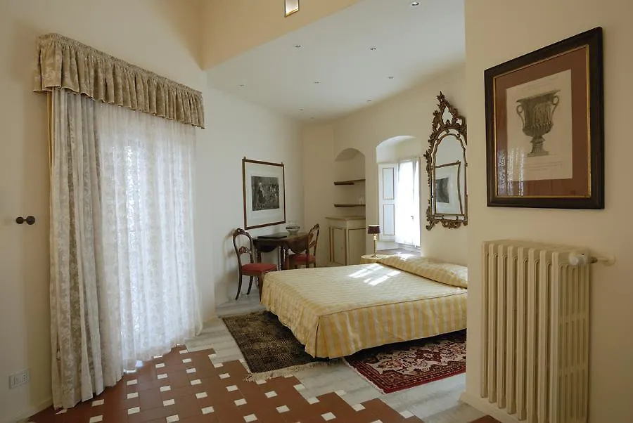 Villa Le Piazzole Florence 2*,  Italy