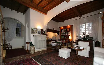 Villa Le Piazzole Florence 2*,  Italy