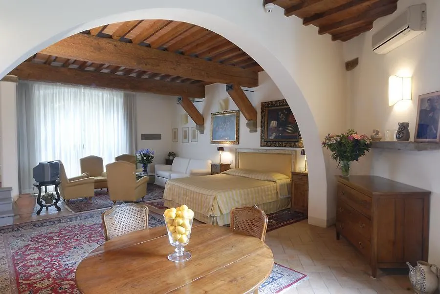 Villa Le Piazzole Florence 2*,  Italy